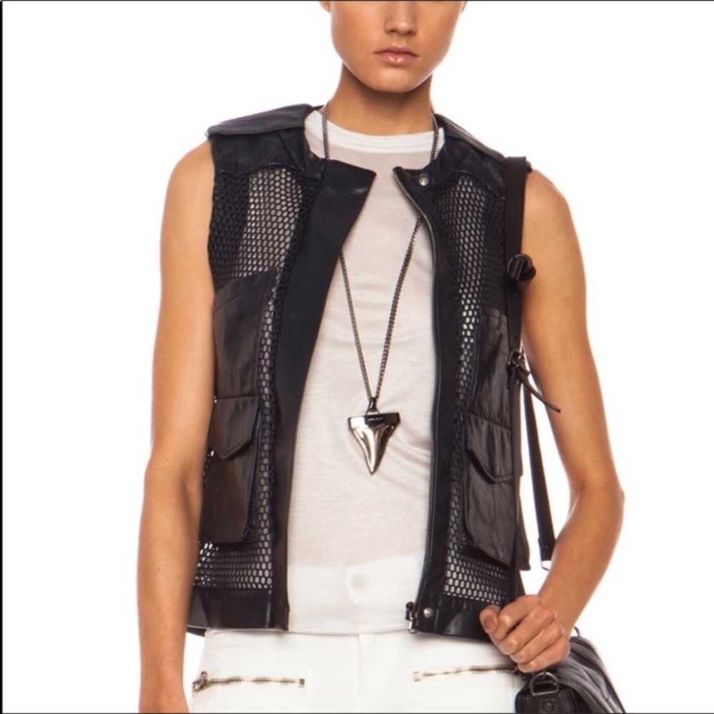 Laveer leather & mesh vest dark Navy almost black